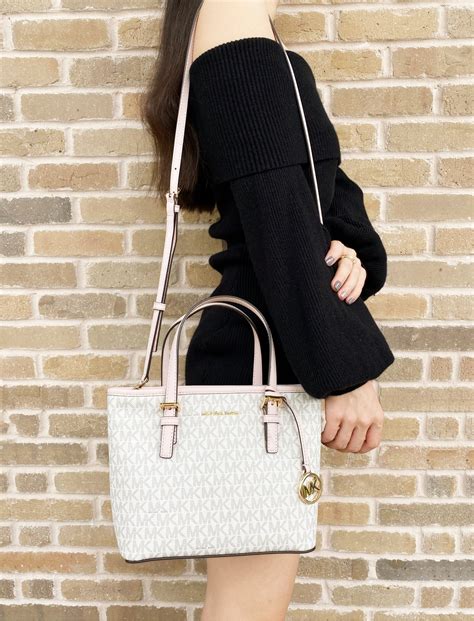 michael kors jet set travel portemonnee|jet set travel large signature logo pocket tote bag .